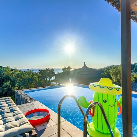 Golden Haven Luxe Bungalow Resort Murter Exterior foto
